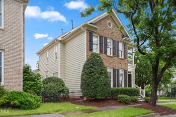 327 Commons Walk Cir, Cary, NC 27519