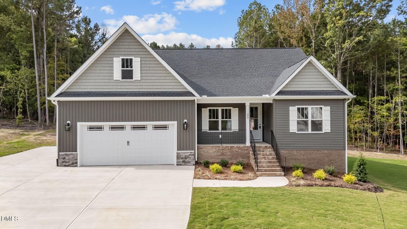 327 Little Lady Trl, Zebulon, NC 27597