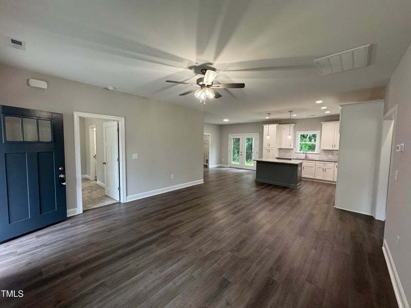 327 Main St, Four Oaks, NC 27524