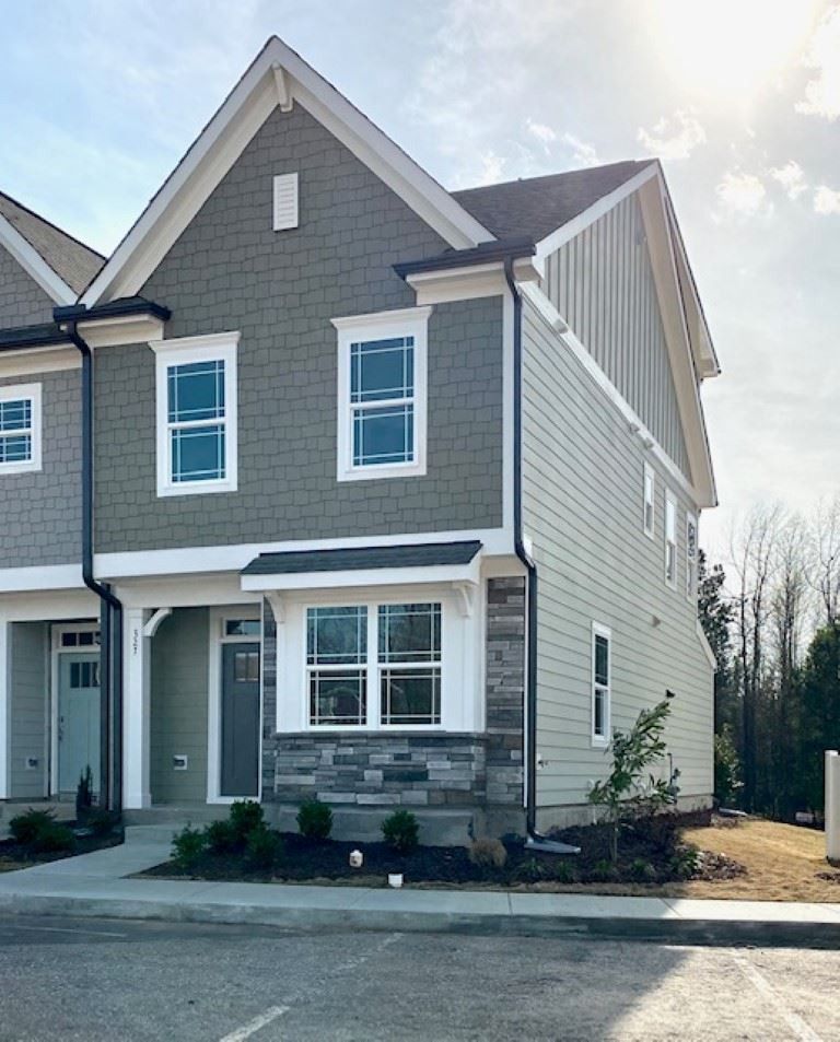 327 Old Grove Ln, Apex, NC 27502