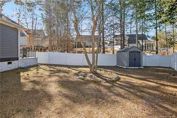 327 Ridgeway Ct, Fayetteville, NC 28311