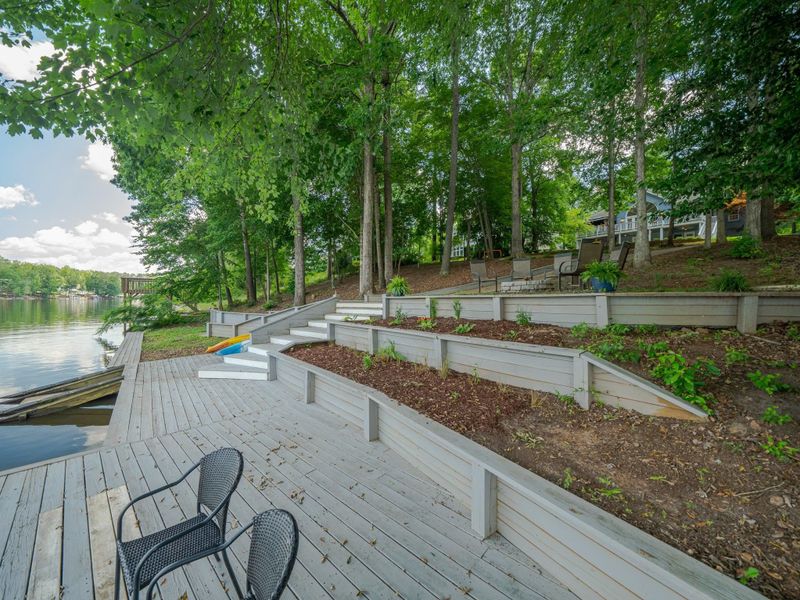 327 Sagamore Dr, Louisburg, NC 27549