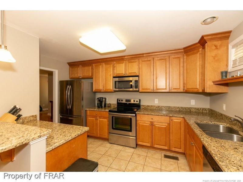3271 Argyll Dr, Sanford, NC 27332