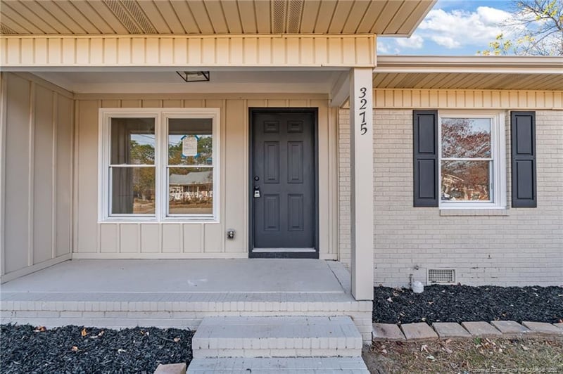 3275 Glenmore Dr, Hope Mills, NC 28348