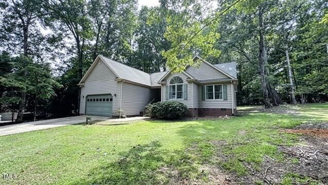 3276 Edinburgh Dr, Sanford, NC 27332