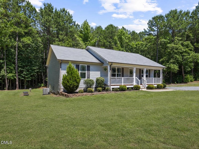 328 Barewood Dr, Four Oaks, NC 27524