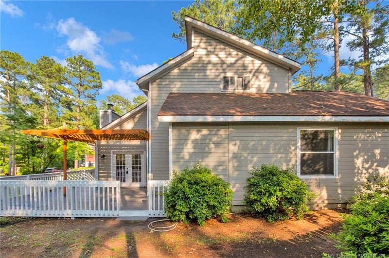 328 Bitterroot Ct, Fayetteville, NC 28314