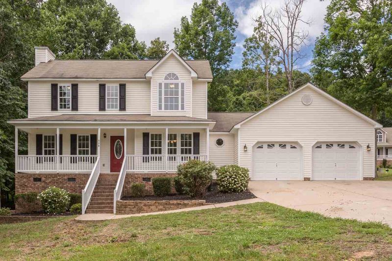 328 Black Forest Dr, Clayton, NC 27527