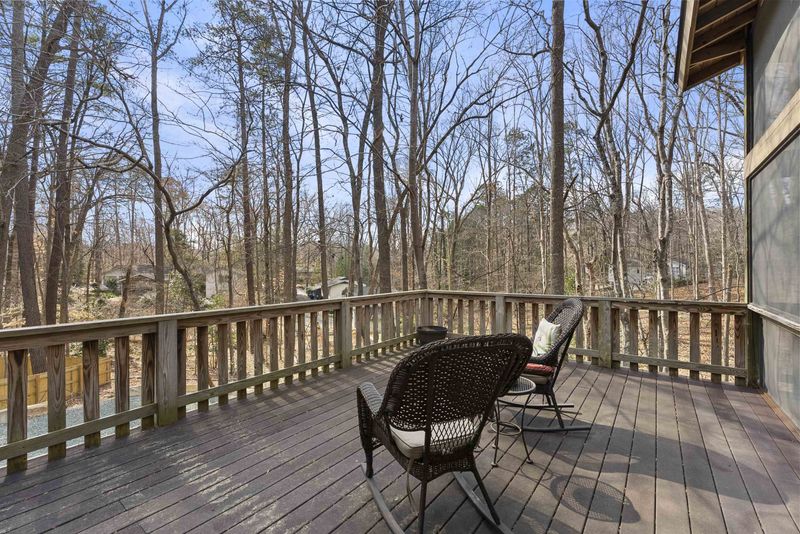 328 Burlage Cir, Chapel Hill, NC 27514