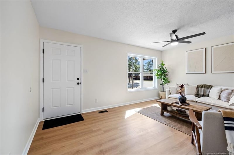 328 Cadmium Ct, Fayetteville, NC 28311