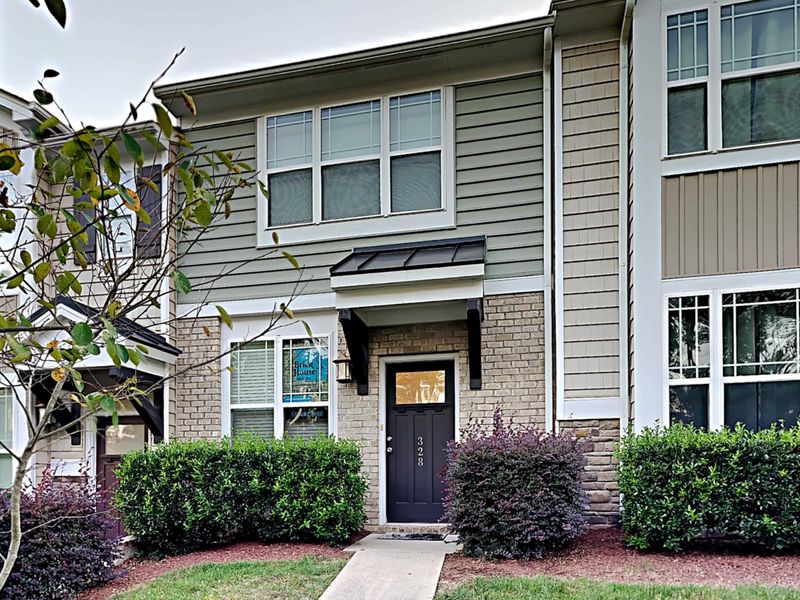 328 Carthage Ct, Durham, NC 27703