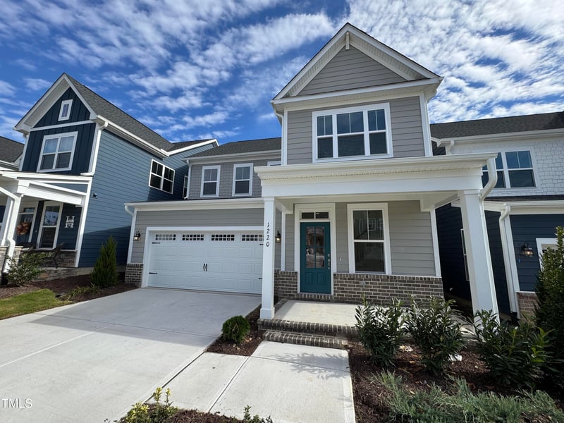 328 Catheys Creek Cir, Wendell, NC 27591