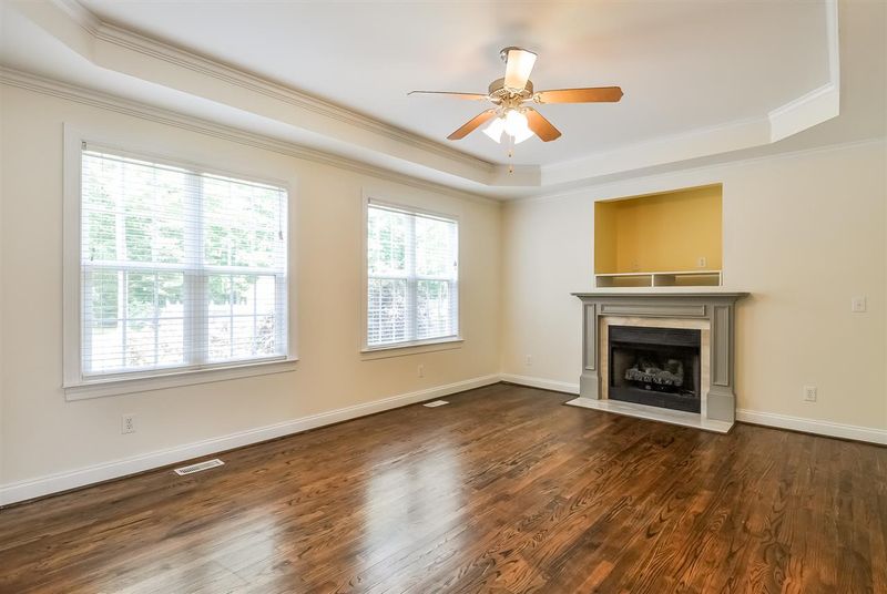 328 Cattle Farm Rd, Raleigh, NC 27603