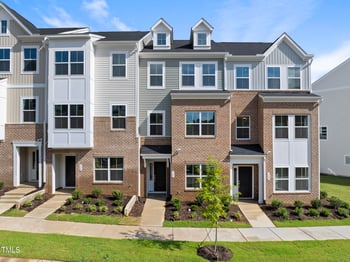 328 Chesapeake Commons St #142, Garner, NC 27529