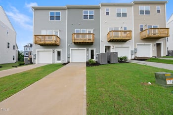 328 Chesapeake Commons St #142, Garner, NC 27529
