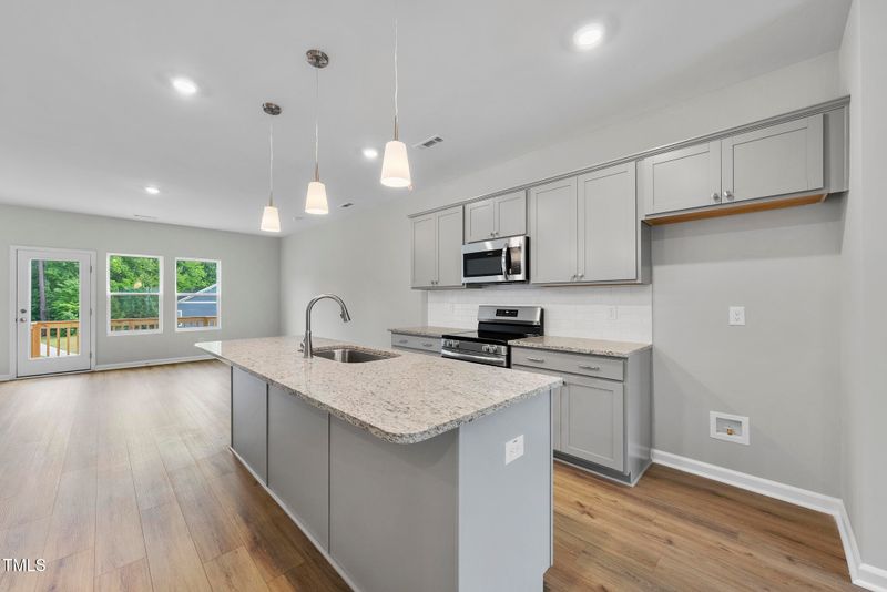 328 Chesapeake Commons St #142, Garner, NC 27529