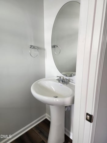 328 Deercroft Dr, Apex, NC 27539