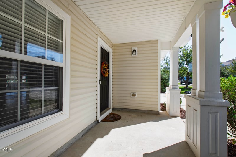 328 Edgecroft Way, Fuquay Varina, NC 27526