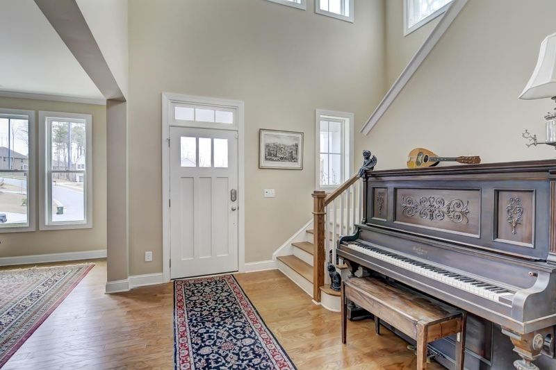 328 Matilda Pl, Cary, NC 27513