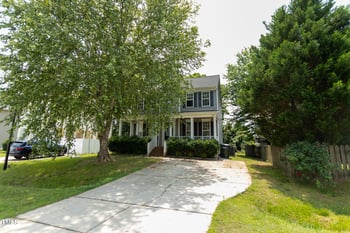 328 Mccarthy Dr, Clayton, NC 27527