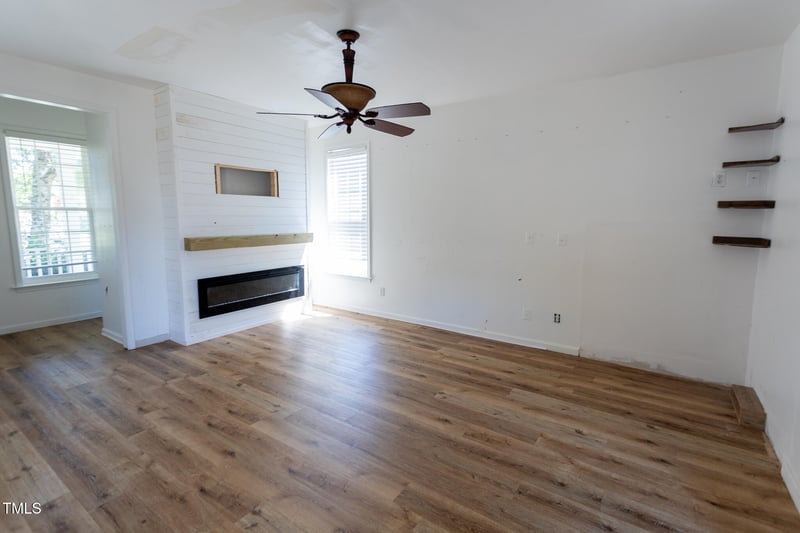 328 Mccarthy Dr, Clayton, NC 27527