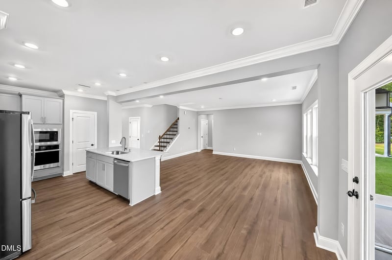 328 Oakwood Crest Dr, Knightdale, NC 27545