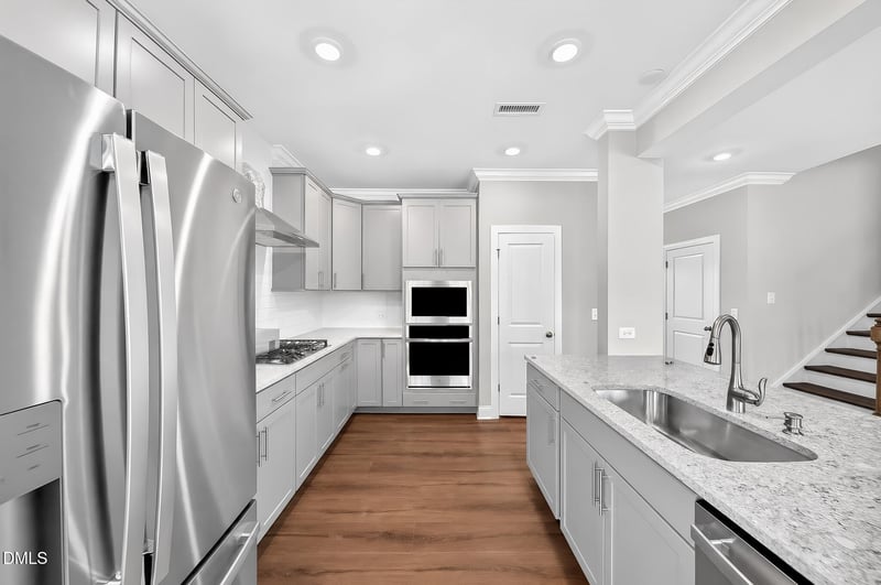 328 Oakwood Crest Dr, Knightdale, NC 27545