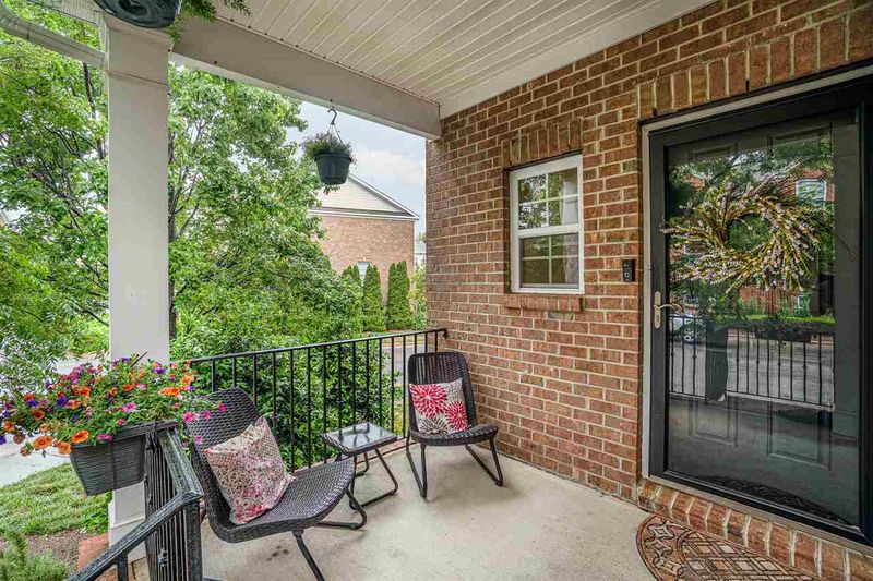 328 Old Mill Village Dr, Apex, NC 27502