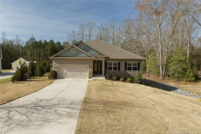 328 Saffron Ct, Sanford, NC 27330