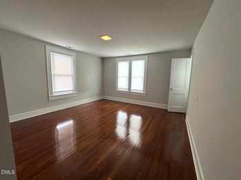 328 Sellars St, Burlington, NC 27217
