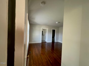 328 Sellars St, Burlington, NC 27217
