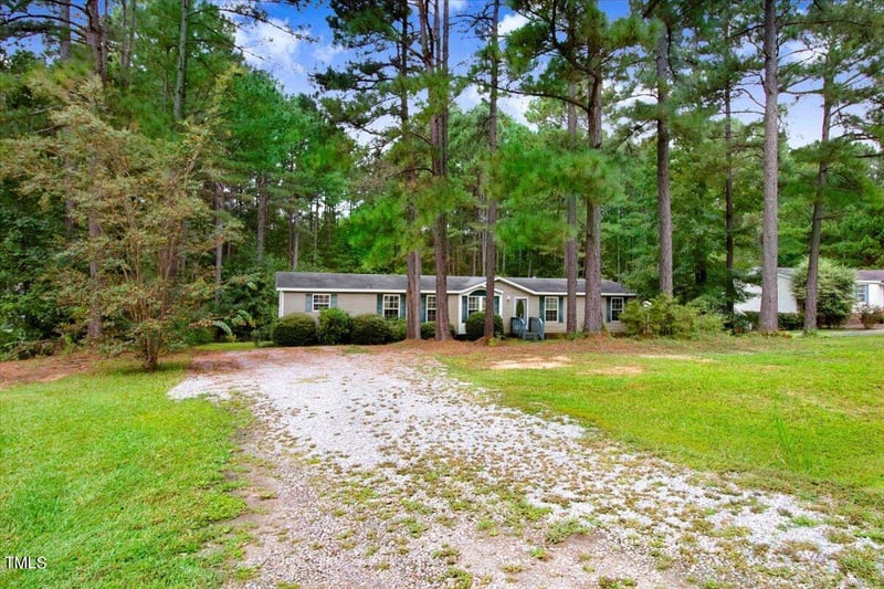 328 Sunray Dr, Clayton, NC 27520