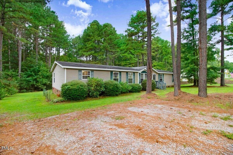 328 Sunray Dr, Clayton, NC 27520