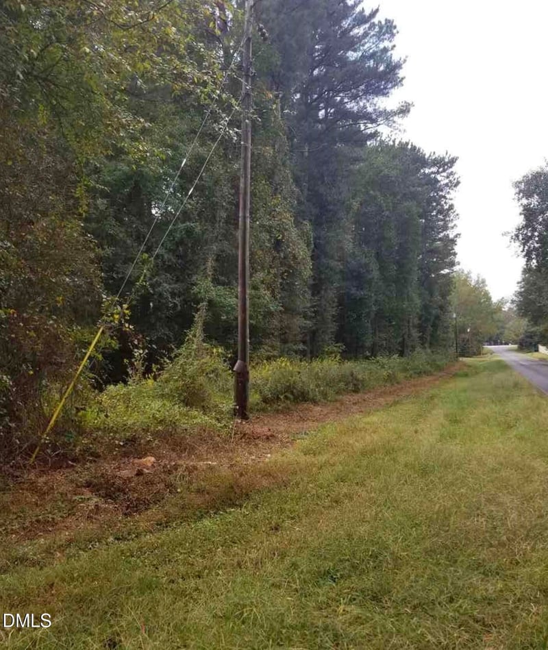328 Tippett Rd, Zebulon, NC 27597
