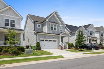 328 Tumbling River Dr, Wendell, NC 27591