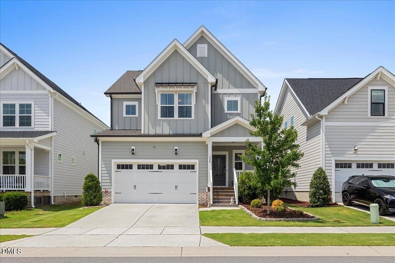 328 Tumbling River Dr, Wendell, NC 27591