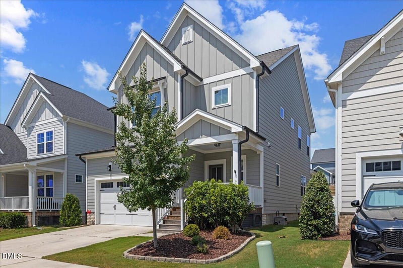 328 Tumbling River Dr, Wendell, NC 27591