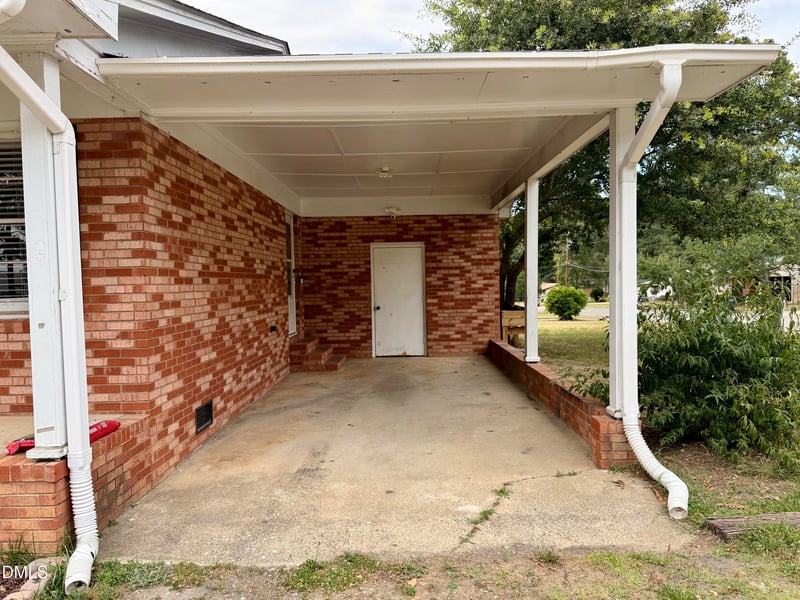 328 Virginia St, Clayton, NC 27520