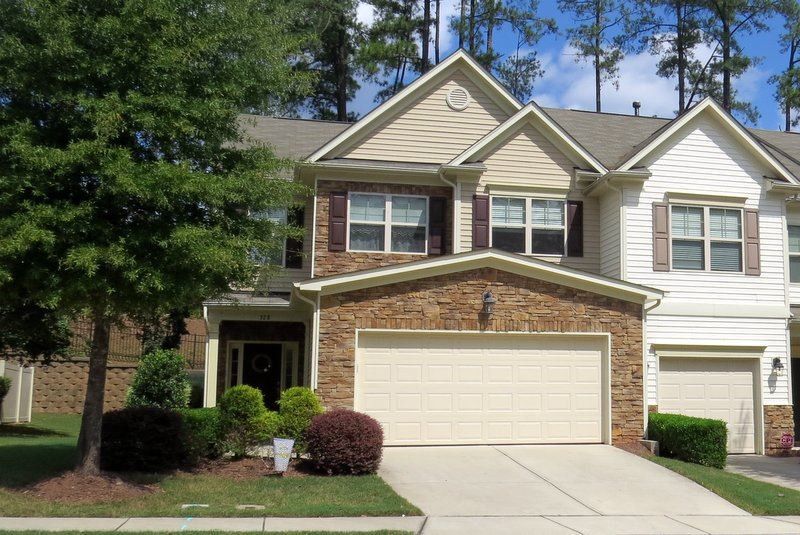328 Westgrove Ct, Durham, NC 27703