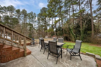 328 White Oak Dr, Henderson, NC 27536