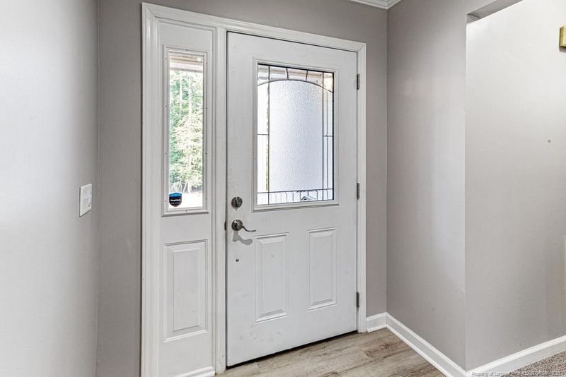 3286 Edinburgh Dr, Sanford, NC 27332