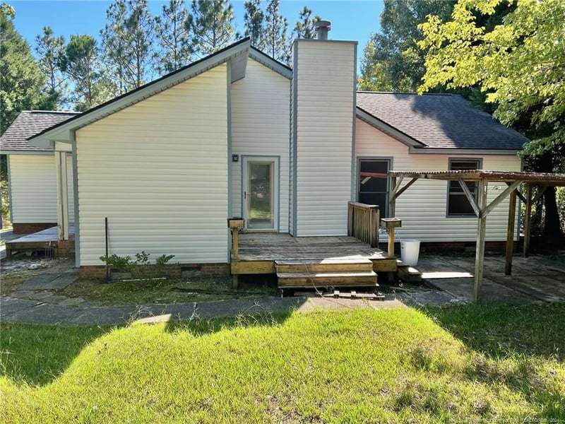 3286 Florida Dr, Fayetteville, NC 28301