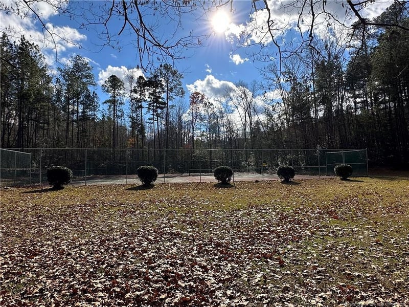 3289 Edinburgh Dr, Sanford, NC 27332