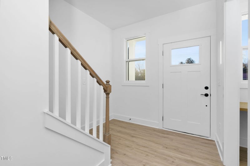 329 - 331 Roxboro St, Haw River, NC 27258