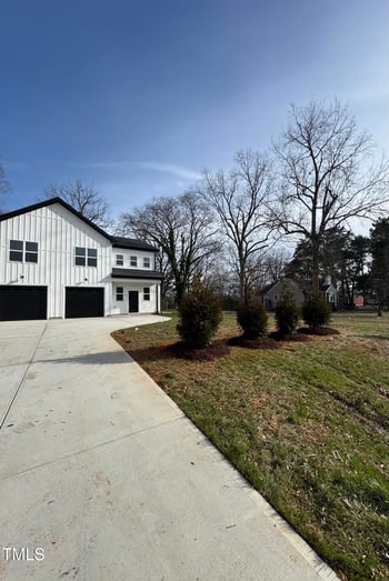 329 - 331 Roxboro St, Haw River, NC 27258