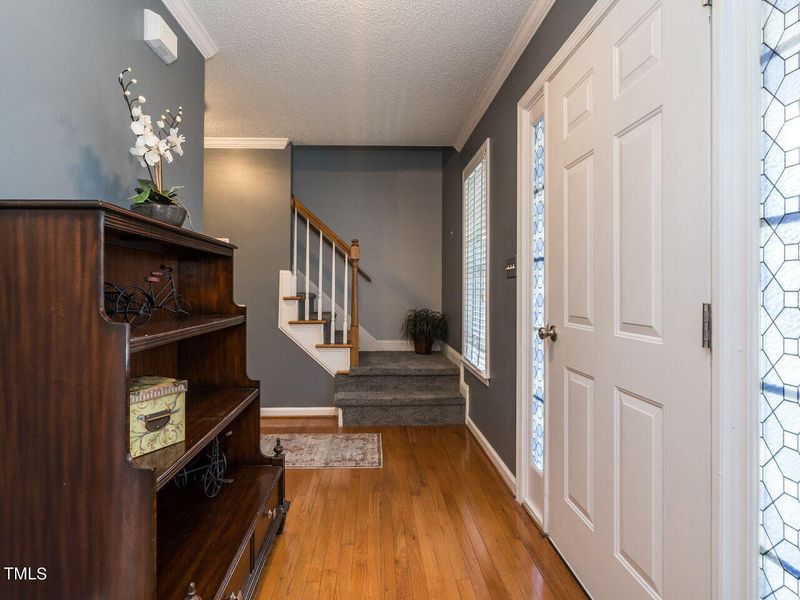 329 Black Forest Dr, Clayton, NC 27527