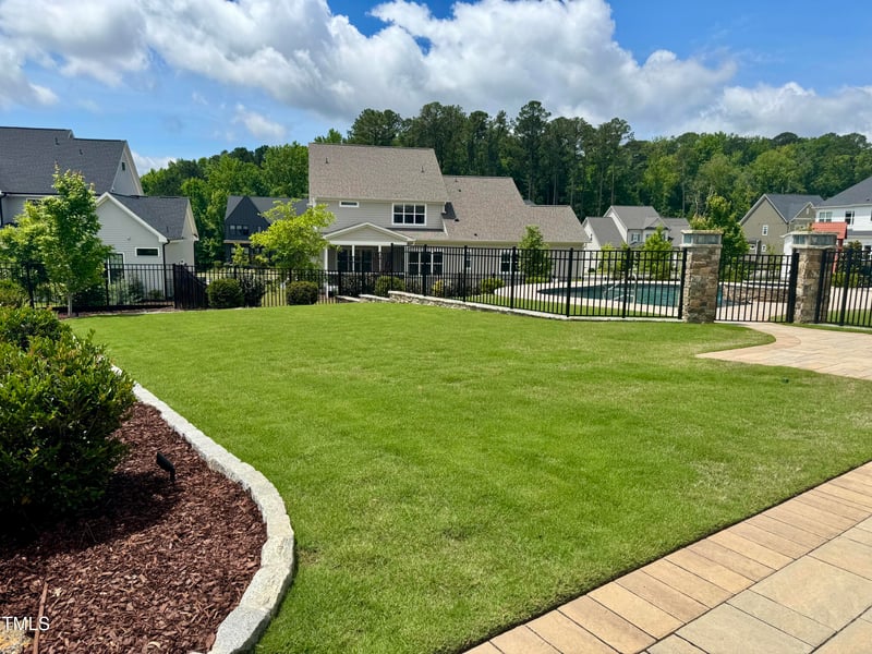 329 Broad Elm Ln, Apex, NC 27523