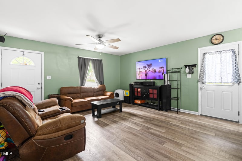 329 Cartwright Cir, Wendell, NC 27591