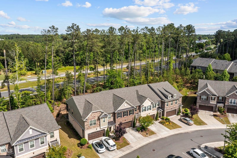 329 Castle Rock Ln, Cary, NC 27519