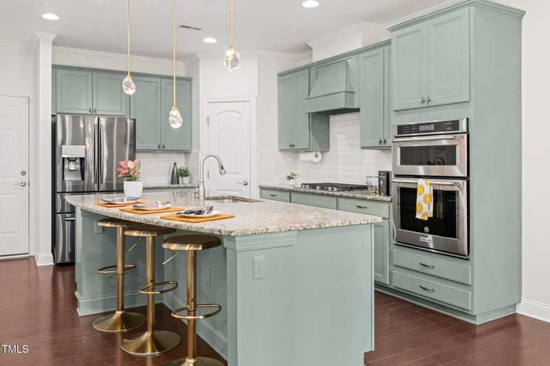 329 Castle Rock Ln, Cary, NC 27519